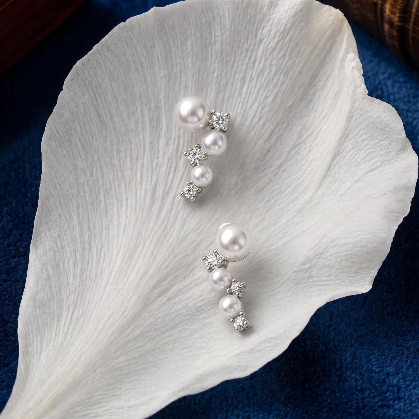 Pearl Cluster Earrings | Bridal Crystal Stud | Modern Minimalist Wedding Jewelry